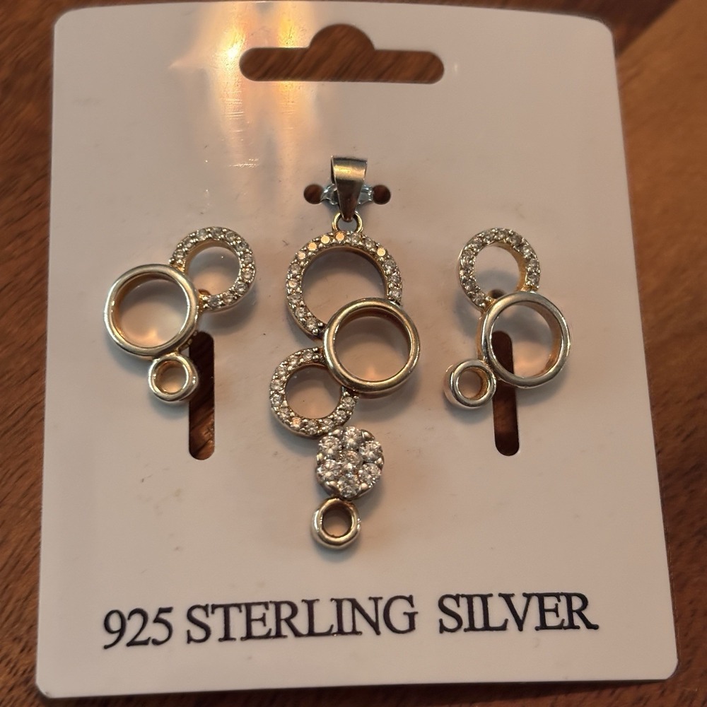 Circle Bubbles White Cz .925 Sterling Silver Pendant & Earring Set